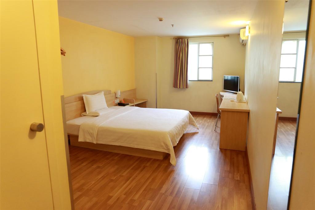 7Days Inn Suzhou Sanxiang Road Rum bild